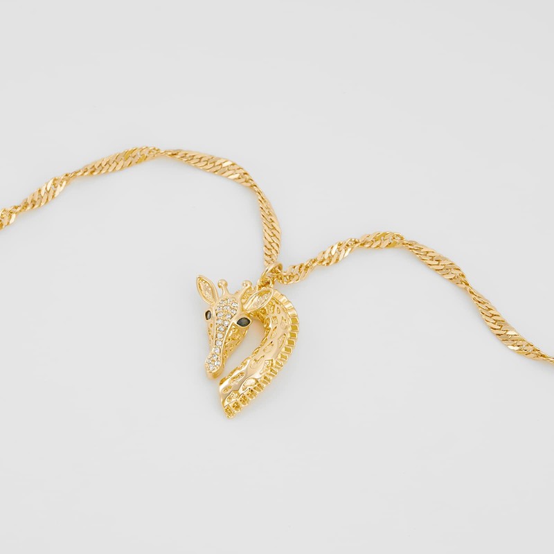 Fettero Animal Necklaces for Women Gold Giraffe Pendant Dainty Chain