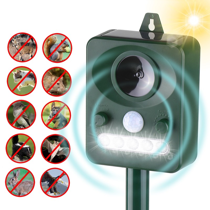 Solar Ultrasonic Pest Repeller Outdoor Animal Repeller with Ultrasonic Sound