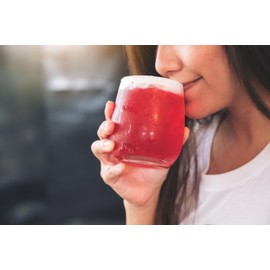 LOYD® Eistee Erdbeere Himbeere - 1 Box - 1 x 12 Teebeutel - 1 x 30g - Ice Tea Strawberry Raspberry - Aromatisiert Obst Frucht Früchte Fruit Tea - Sommerliche Eisteevariante