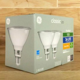 GE Classic 3X Life LED Floodlight Outdoor Wet Rated 90W 1300 Lumens Dimmable 2pk