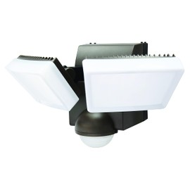 IQ America LB1880BZ Motion Security Flood Light, Battery Operated Motion Sensor, 800 Lumen LED, Wall/Eave Soffitt Universal Mount Indoor Outdoor Closet Shed Attic Workshop Garage Grill Light BZ