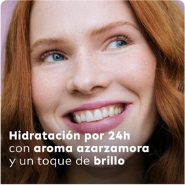 LABELLO Bálsamo labial con color Mora (4.8g) protector labial con Vitamina E libre de aceites minerales 24 horas de humectación