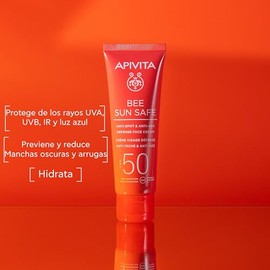 Apivita Bee Sun Safe crema antiedad y antimanchas SPF50 50 ml  con alga marina, hinojo de mar y propleo AoX patentado  previene arrugas, reduce...    