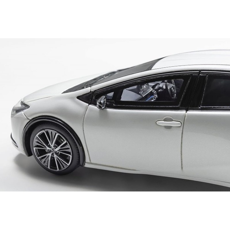 Kyosho Original 1/43 Toyota Prius Z Hybrid (White) Finished Product