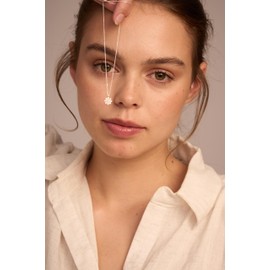 Einzelstück® Daisy Necklace with Daisy Pendant I Gold-Plated 925 Sterling Silver I Hypoallergenic & Nickel Free (Daisy Necklace Silver), Sterling Silver