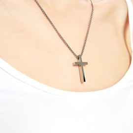 REVEMCN Black Gold Silver Cross Necklace for Boys Stainless Steel Mens Cross Pendant Chain Necklace for Men Women Religious Jewelry Gifts for Boys Girls Chain 16-24 Inches (16 inches, Silver - 1.2'' × 0.7'' cross pendant)