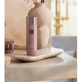 RITUALS Aceite de ducha ultra nutritivo Sakura, aceite de almendras dulces y flor de cerezo, para piel seca, rosa, 200 ml (6.7 fl oz)
