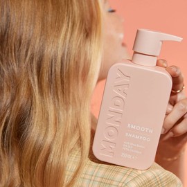 MONDAY Haircare Smooth Anti-Frizz Shampoo 350 ml