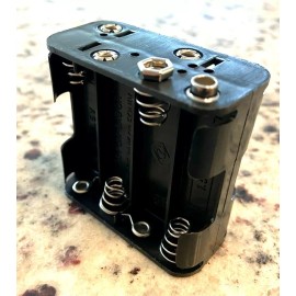 Whites OLDER STYLE WHITES  METAL DETECTOR BATTERY HOLDER 8 CELL HOLDS 8 AA BATTERIES