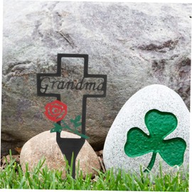 CAXUSD Cemetery Cross Memorial Stake Metal Grave Marker for Outdoor Remembrance Garden Decoration for Grandma Lightweight and Easy to Install for Graves and Courtyards
