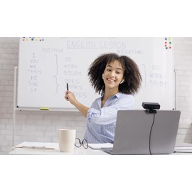 Kensington W2000 1080p Auto Focus Webcam, USB Powered, Built-In Noise Reduction Microphone, HD Quality Narrow Angle Zoom Lens, PC Camera for Broadcasting or Video Conferencing (K81176WW)