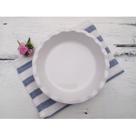 Emile Henry Made In France 9 Inch Pie Dish, White