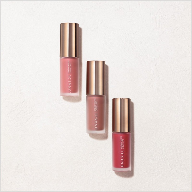 Lunasol Creamy Matt Liquid Lipstick EX03 Nuance Red