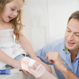 Yolev Tubular Bandage Elastic Tubular Gauze White 2M Net Wound Dressing Stretch Dressing Retainer Mesh Net Bandage Wrap for Arm Leg or Foot Without The Use of Adhesive Tape