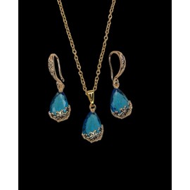 Turquoise Rhinestone Earrings and Pendant Necklace set