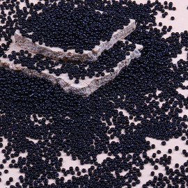 Legefo 4mm Glass Seed Beads Bulk, Black 6/0 Small Mini Pony Seed Beads, Tiny Round Craft Bead for Bracelet Necklace Wrist Jewelry Making Beading Weaving DIY Crafts Supplies, 1000pcs