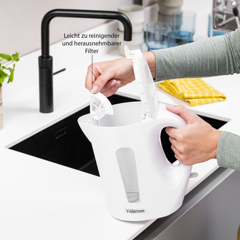 Tristar WK-3380 Kettle with 1.7 L Capacity - Removable Filter