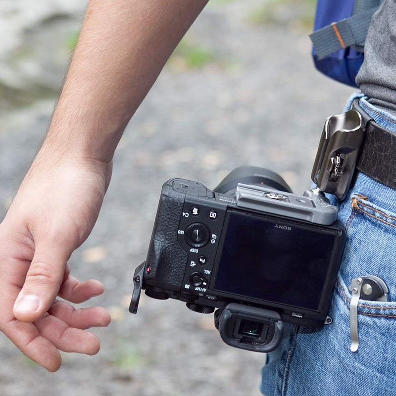 SPIDERCAMERAHOLSTER ミラーレス・軽量一眼レフ用カメラホルスター＆バッグ取付用アダプターセット　SPIDER LIGHT BACKPACKER