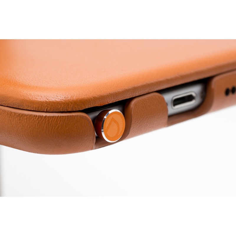 Aluminum pins decorate your smartphone earphone jack! / 【Deff】Jack Pierce