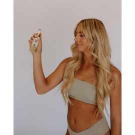 Bronze Cactus Hydrating Self Tanning Water Spray, Coconut Scent, Dermatologically Tested Vegan-Friendly Tan Water, Paraben-Free, Natural Looking Tan, Evens Out Skin Tone (All Skin Types), 3.4 fl.oz