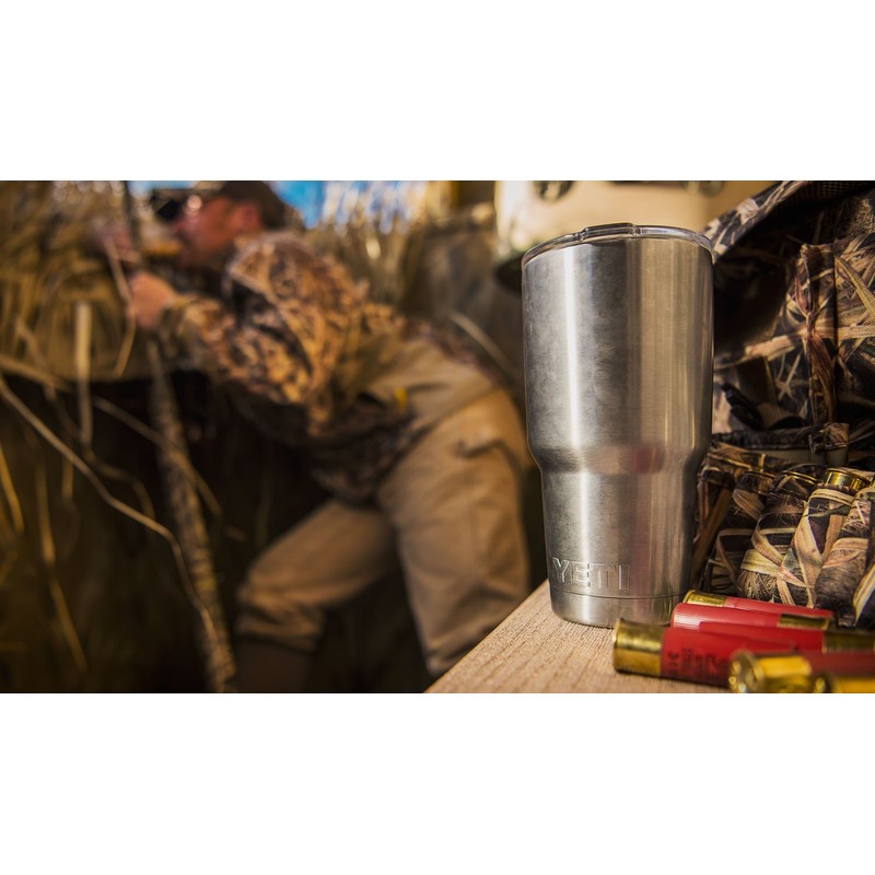 YETI Rambler 30 oz Stainless Steel Vacuum Insulated Tumbler with