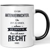 JUNIWORDS Tasse, Ich bin Aktenvernichter. Um Zeit zu sparen, nehmen