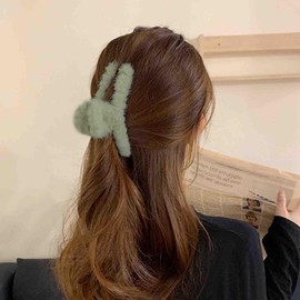 Inilbran Boho Fluffy Hair Clips Large Fuzzy Claw Strong Hold Clips Faux Fur Barrettes Non Slip Strong Hold Decorative Accessories for Women Headdress(Green)
