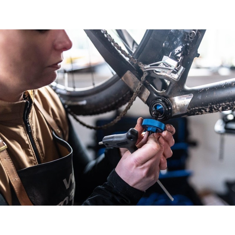 BBB Cycling Bearing Remover DUB/BB30 | Bearing Extractor for 29