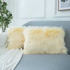 LIGICKY Set of 2 Luxury Series Soft Faux Fur Cushion Cover Decorative Square Plush Pillow Case Throw Pillow Cover for Couch Sofa Bed (Beige, 12 x 20 Inch)