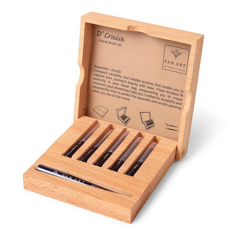 Pan Art Watercolour Brush Set No. 04-08 in Wooden Box