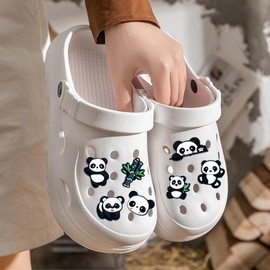 KEQAR 10er Pack Panda Crocs Schuh Charms, Cartoon PVC DIY Schuhblumen Stecker, Schuh Dekoration für Erwachsene und Kinder