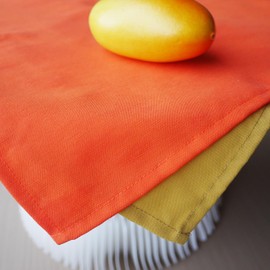 Weavric Cloth Dinner Napkin Bulk, Orange, Set of 12, 20 X 20 Inches, Washable Reusable Table Napkins with Hemmed Edge for Wedding, Party, Hotel, Restaurant