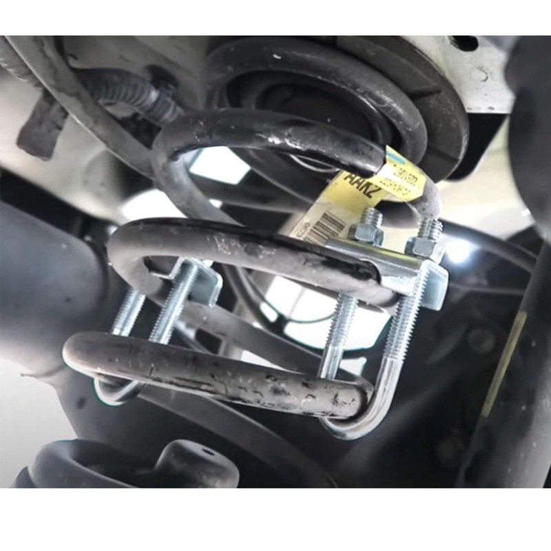 Adjustable Coil Spring Lowering-Leveling Clamp Kit -4 Coil Spring Stabilizes