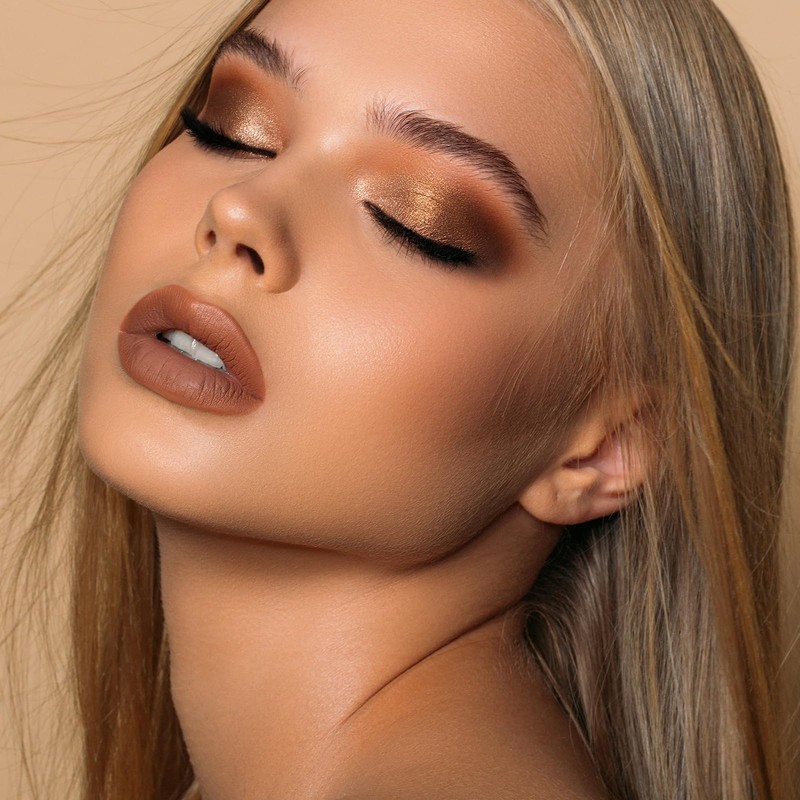 40 Colours Eyeshadow Palette, Brown, Matte and Shimmering Eyeshadow Palette,