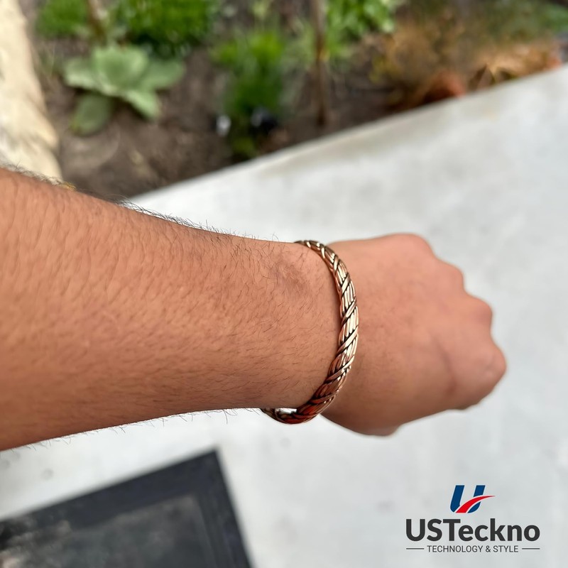 USTeckno Hand Forged 100% Pure Copper Bracelet. Made with Solid