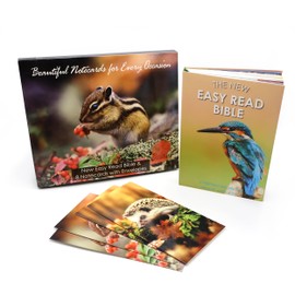 The New Easy Read Bible & Notecard Gift Set - Chipmunk Design