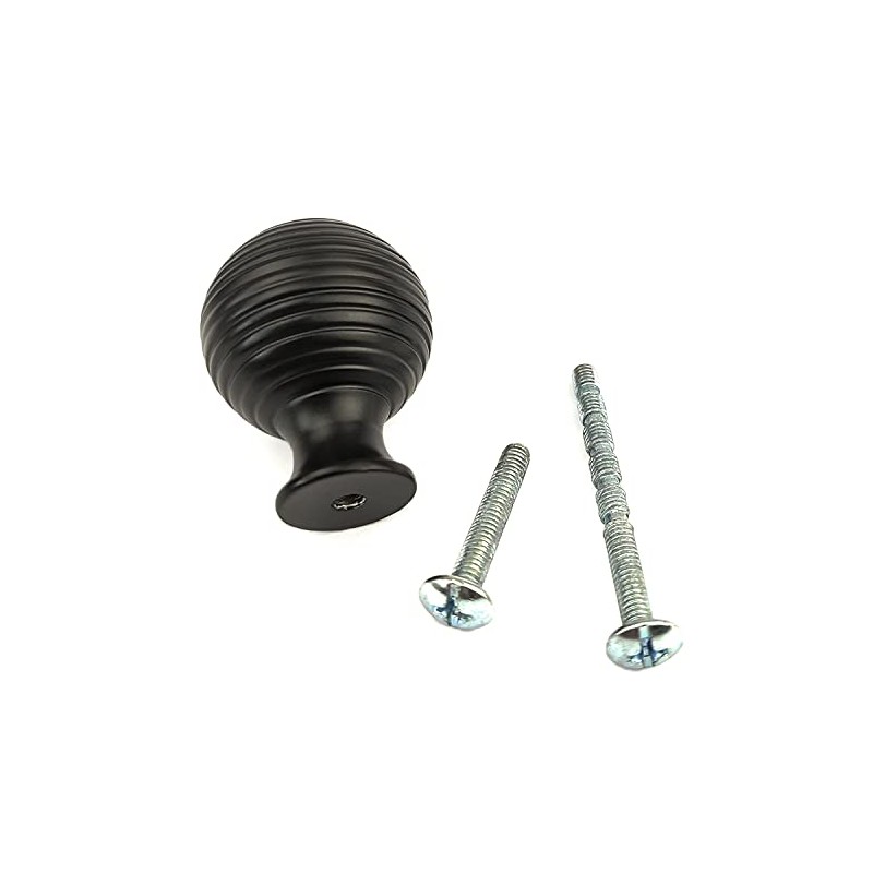 Set of 6 Queen Anne Reeded/Beehive Knob Matt Black Cabinet