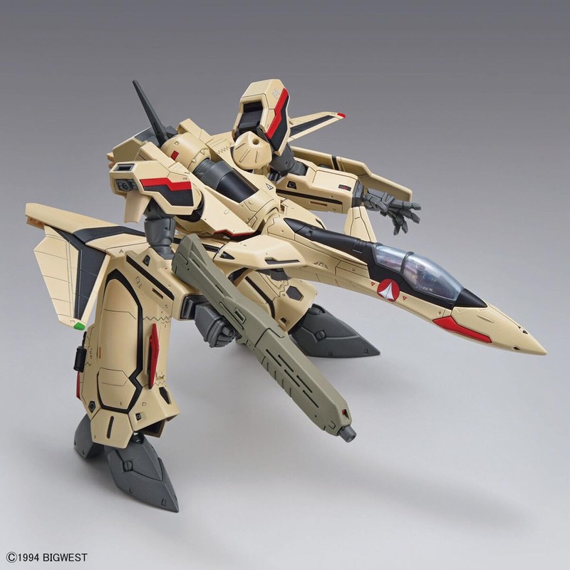 HG Macross Plus YF-19 1/100 Scale Color-Coded Plastic Model