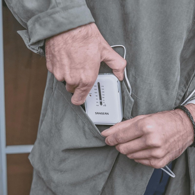 Sangean SR32 Portable Radio, White