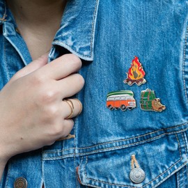 Campfire Enamel Pin - Stylish Wilderness Camping Badge for Nature Lovers - Unique Outdoor Adventure Pin for Hikers & Campers - Backpacker Firepit Lapel Pin Design - Camping Themed Accessories, Small,