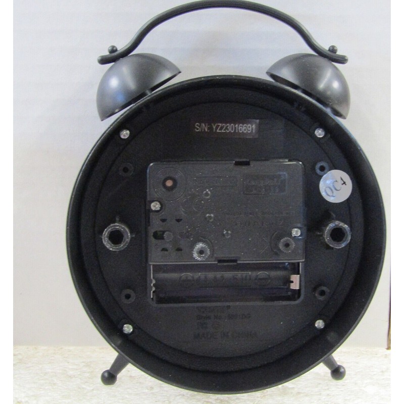 Seiko NEW ALARM CLOCK, TWIN BELL BY TZUMI -BATTERY-OPERA