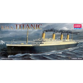 Academy R.M.S Titanic