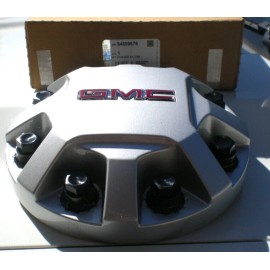 GMC Factory, OEM New 24-25 GMC Sierra 3500 Dually Front Painted OEM Center Cap Only P/N 84830470