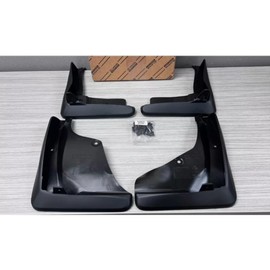 Genuine Toyota 2025 + Camry SE & XSE Mudguards/Mud Flaps