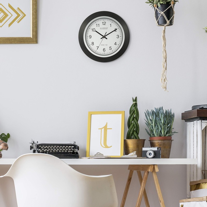 La Crosse Technology 404-1236 13.5 Inch Atomic Analog Wall Clock,