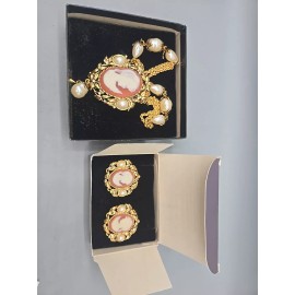 KJL Kenneth Lane Avon CAMEO Gold Tone Pin Necklace & Clip Earrings SET