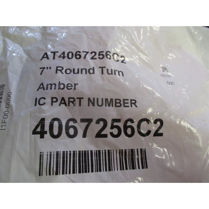 International 4067256C2 OEM INTERNATIONAL TRUCK IC BUS AMBER LED 7"