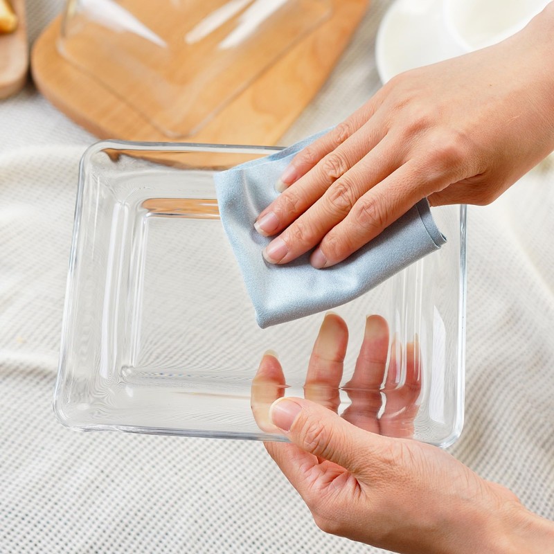 QFkris Clear Glass Butter Dish with Cover for Countertop, 7"