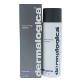 Ultracalming Cleanser Calms And Cools Sensitized Skin