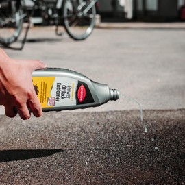 Caramba Caramba Power Ölfleck Entferner, Beseitigt Ölflecken auf Pflastersteinen, Betonstein, Textilien und mehr, für Garagenböden geeignet, Gel-Struktur, 1 l